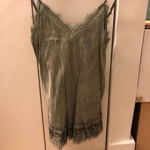 Silk camisole olive